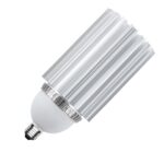Ampoule LED E27 cylindrique avec dissipateur en aluminium à ailettes argenté, base à vis