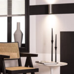 Applique murale aluminium cylindrique finition brossée argent, éclairage directionnel haut et bas