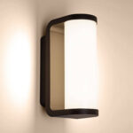 Applique murale noire en aluminium avec diffuseur cylindrique blanc, montage mural vertical