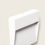 Applique murale extérieure carrée blanche en saillie avec panneau encastré