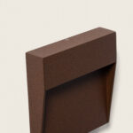 Applique murale extérieure brune saillie carrée finition texturée