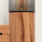 Applique murale brun clair aspect bois, corps cylindrique avec diffuseur verre fumé