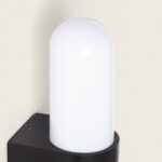 Applique murale extérieure noire en aluminium avec diffuseur opalin blanc cylindrique