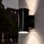 Applique murale extérieure noire en aluminium, forme cylindrique, éclairage haut et bas