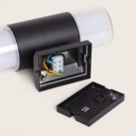 Applique murale extérieure cylindrique noire avec diffuseurs blancs et boîtier de connexion apparent