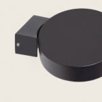 Applique murale ronde en aluminium noir mat à support carré