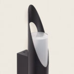 Applique murale extérieure aluminium noir mat oblong avec diffuseur opalin