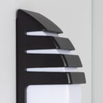 Applique murale extérieure aluminium anthracite à lames horizontales et diffuseur blanc