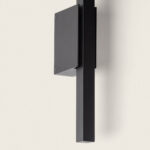 Applique murale extérieure noire rectangulaire en aluminium, finition mate, luminaire vertical à LED