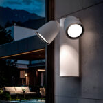 Applique murale extérieure blanche en aluminium à deux spots orientables, LED