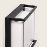 Applique murale extérieure noire rectangulaire avec diffuseur opalin