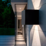 Applique murale extérieure noire cube, éclairage double face vers le haut et le bas