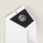 Applique murale blanche en aluminium, LED encastré sur face inclinée noire