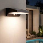 Applique murale extérieure noire en aluminium avec LED solaire et détecteur de mouvement, finition mate
