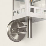 Applique murale en acier inox brossé, structure en cage carrée et platine murale ronde