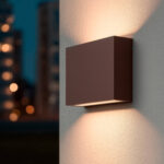 Applique murale extérieure carrée aluminium rouille, éclairage bi-directionnel haut et bas