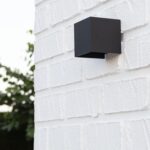 Applique murale extérieure noire, forme cubique, montage mural