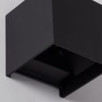 Applique murale noire en aluminium, forme cubique ouverte dessus et dessous