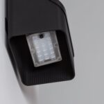 Applique murale LED extérieure noire avec détecteur de mouvement et module LED visible