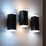 Applique murale noire rectangulaire à double face, diffuseurs blancs en haut et en bas