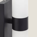 Applique murale up & down noire avec diffuseur cylindrique blanc en aluminium et polycarbonate