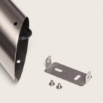 Applique murale aluminium brossé conique avec support de fixation et vis