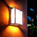 Applique murale extérieure rectangulaire rouille aluminium, double diffusion haut et bas, panneau dépoli