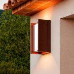 Applique murale extérieure rouille en aluminium, rectangulaire à double éclairage haut et bas