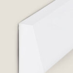 Balise murale rectangulaire blanche en saillie, design angulaire