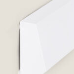 Applique murale rectangulaire blanche en saillie, finition mate et côtés biseautés