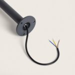 Balise extérieure anthracite sur pied, bride de fixation circulaire et câble électrique avec conducteurs dénudés