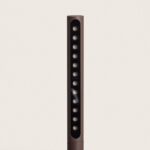 Balise sur pied LED rouille mince avec rangée de diodes encastrées