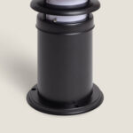 Balise extérieure sur pied noire cylindrique en métal avec socle à fixer et diffuseur