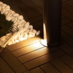 Balise sur pied LED anthracite métal, fixation sur terrasse, éclairage vers le sol, lumière chaude