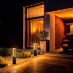 Balise sur pied LED extérieure noire cylindrique avec diffuseur transparent, éclairage chaud pour allée