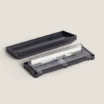 Balise murale LED rectangulaire noire en saillie avec bande LED visible