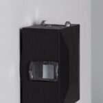 Balise LED extérieure rectangulaire noir texturé, saillie murale avec lentille frontale