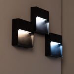 Applique murale LED extérieure noire carrée, fixation en saillie, éclairage dirigé vers le bas, finition mate