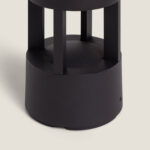 Balise extérieure cylindrique moka, supports verticaux et base ronde, finition mate