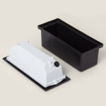 Balise murale encastrable blanche avec bac noir en plastique, pour ampoule E27
