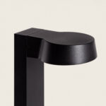 Balise murale extérieure noire en aluminium mat avec tête ronde plate