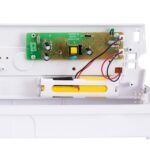 Balise de secours ouverte avec circuit imprimé, câblage et compartiment pour batterie rechargeable