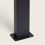 Balise sur pied noire en aluminium avec base carrée et platine de fixation 4 trous