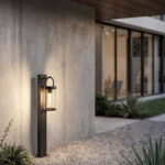 Balise sur pied extérieure noire en aluminium avec diffuseur cylindrique en verre