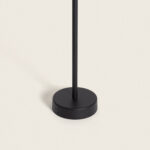 Balise sur pied noire, base ronde et tige fine, finition mate