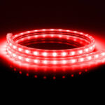 Ruban LED flexible rouge enroulé, gainé silicone pour éclairage extérieur