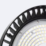 Cloche LED UFO ronde avec dissipateur noir et anneaux de LED visibles