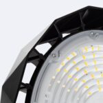 Cloche LED industrielle noire, boîtier métallique rond avec module LED en anneau et diffuseur transparent