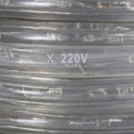 Gaine LED ronde transparente 220V avec repères de coupe et diodes visibles