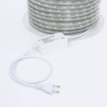 Ruban LED dans gaine ronde transparente sur bobine avec boîtier d'alimentation et câble prise secteur